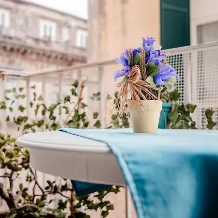 ゲストハウス Napulitandream Duomo 3*