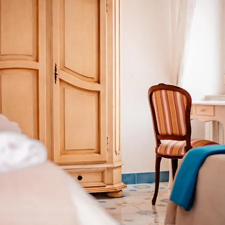 ゲストハウス Napulitandream Duomo